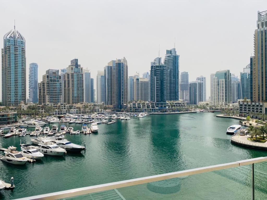 Cayan Tower Luxury Apartment With Sea View Дубай Екстериор снимка
