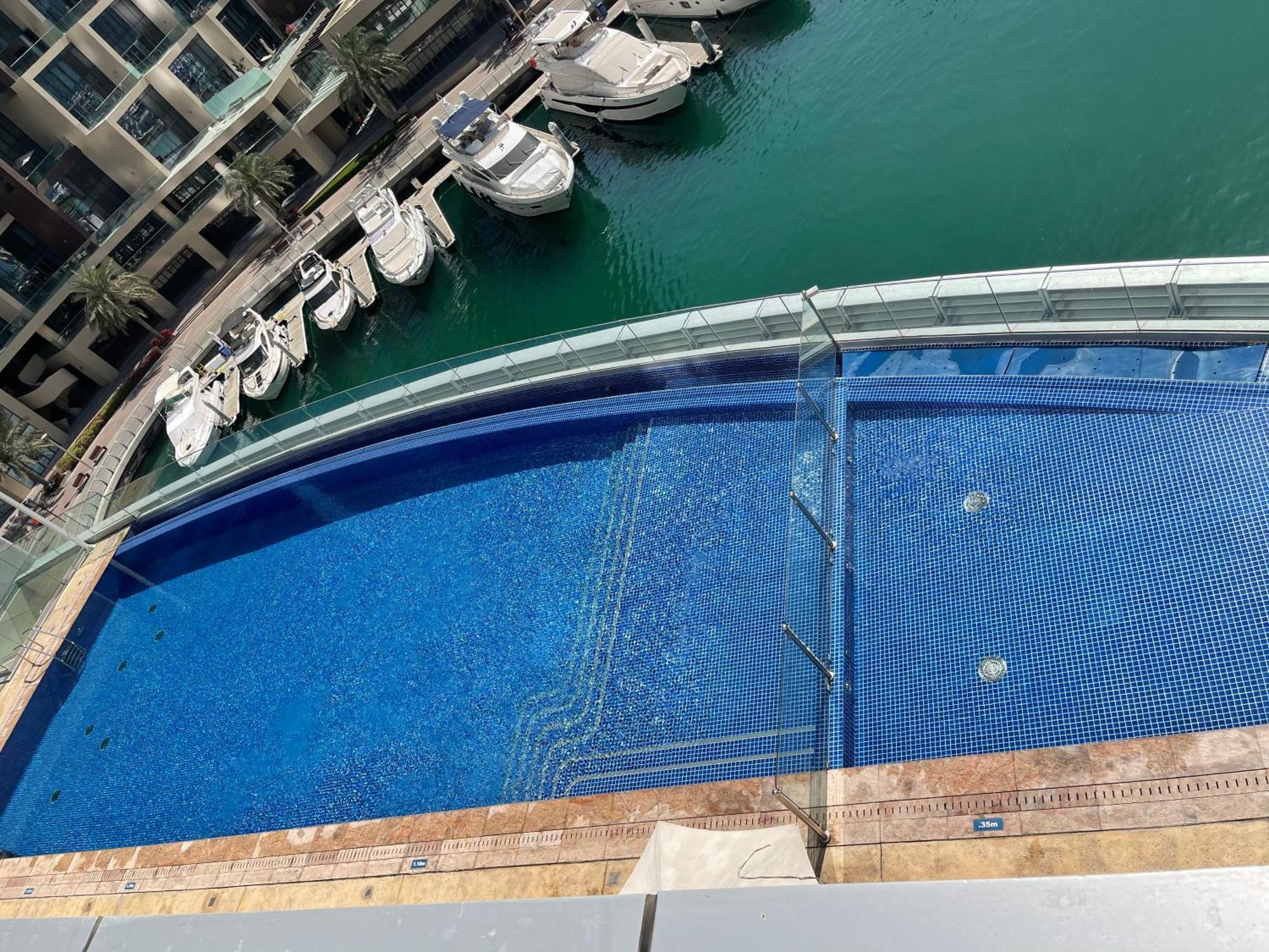 Cayan Tower Luxury Apartment With Sea View Дубай Екстериор снимка