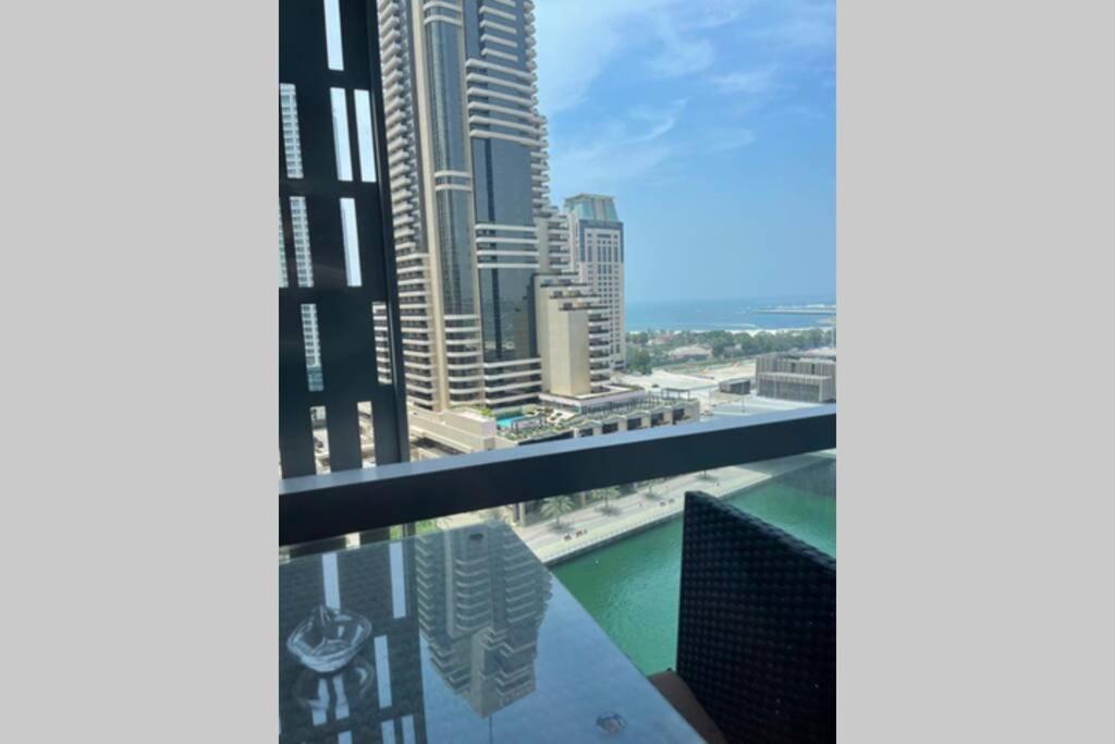 Cayan Tower Luxury Apartment With Sea View Дубай Екстериор снимка